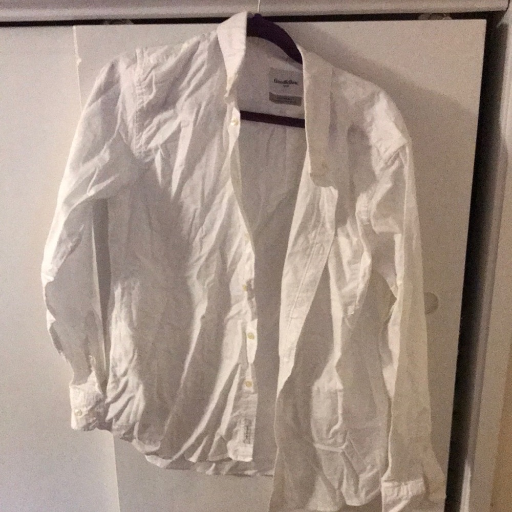 Casual white button down, size large from Goodiellow